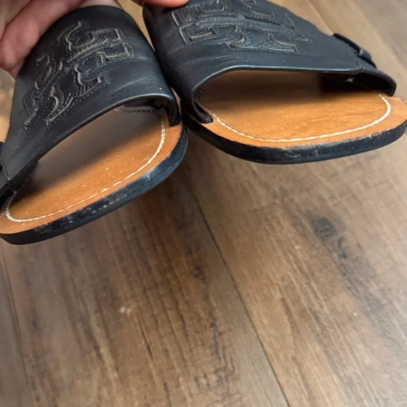 Tory Burch Black Leather Slide Sandals with Tan Footbed - Picture 11 of 13